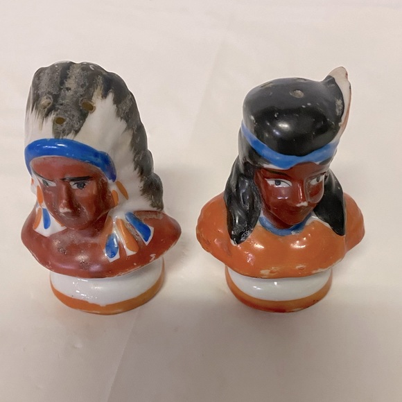 Other - Vintage Salt & Pepper Shakers Native American Themed
